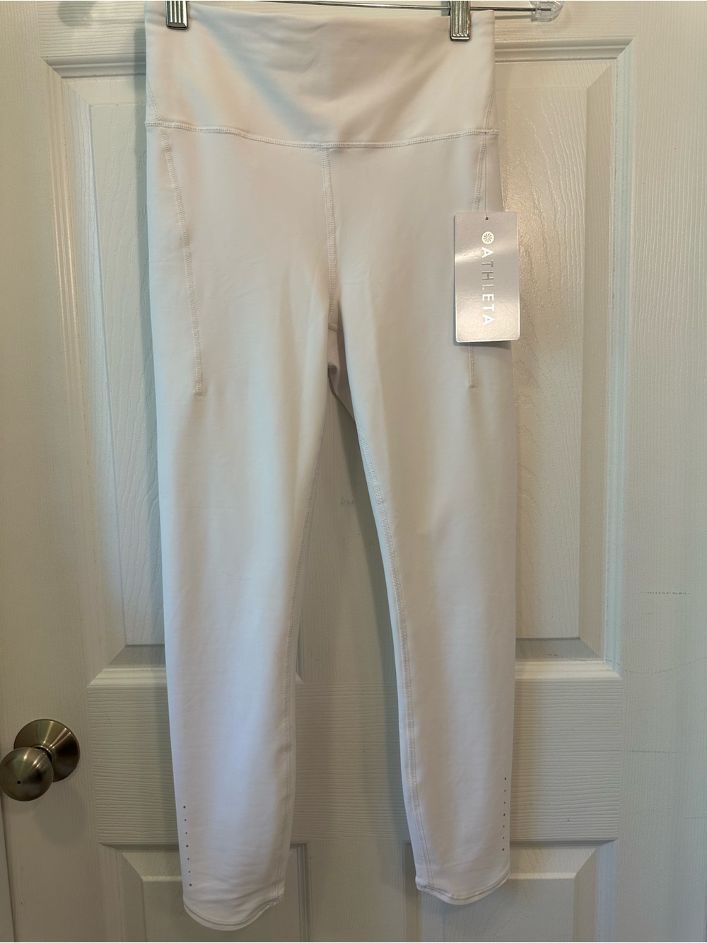 NWT Athleta Pacesetter Ultra High Rise 7/8 Leggings, size S, white